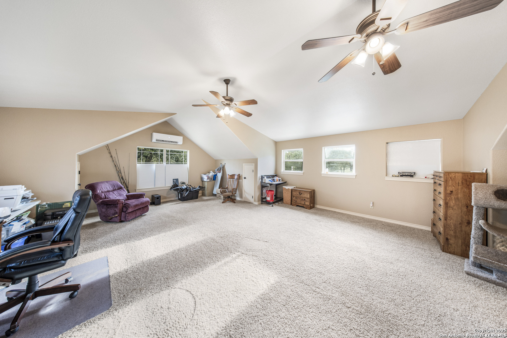 149 Legacy Trace La Vernia TX 78121