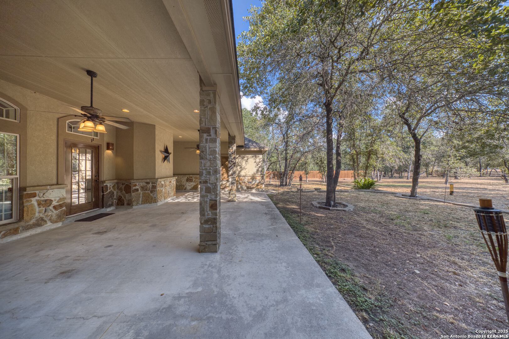 149 Legacy Trace La Vernia TX 78121