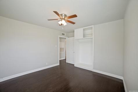 423 Karen Lane San Antonio TX 78209