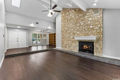 4501 Green Acres Woods Street San Antonio TX 78249