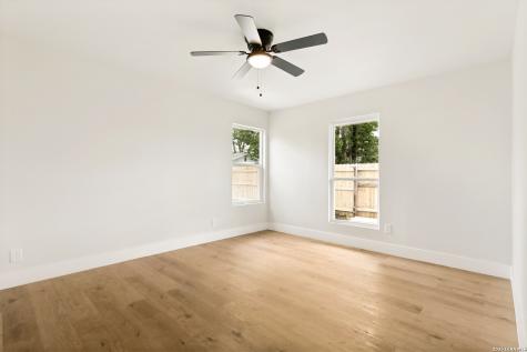 2712 Nacogdoches Road San Antonio TX 78217