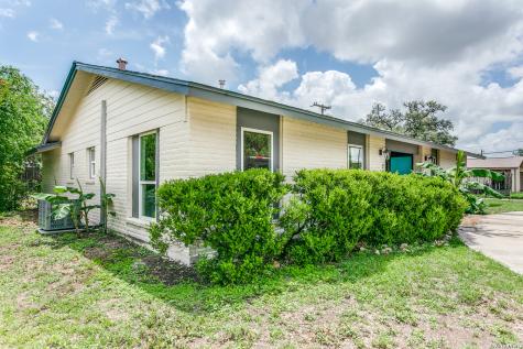 2712 Nacogdoches Road San Antonio TX 78217