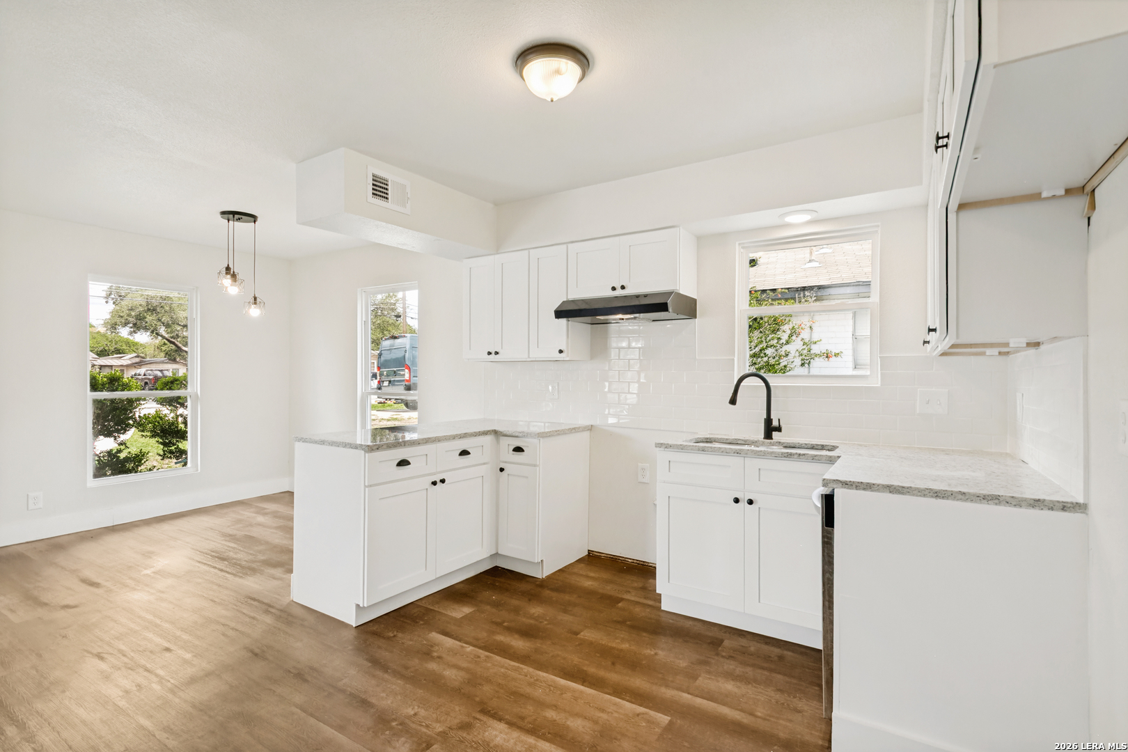2712 Nacogdoches Road San Antonio TX 78217
