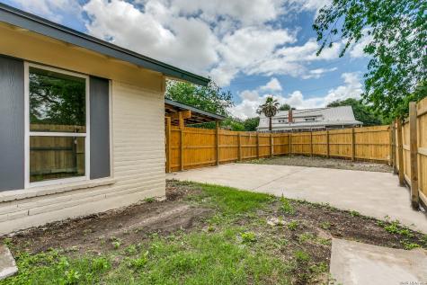 2712 Nacogdoches Road San Antonio TX 78217