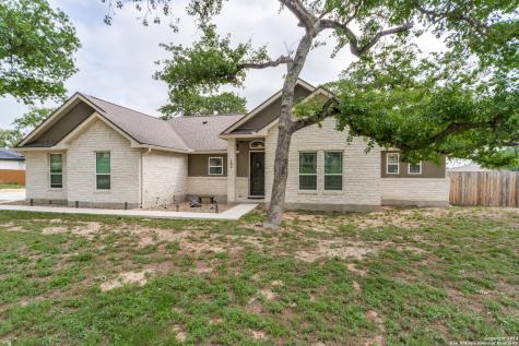 100 Archer Ridge Drive La Vernia TX 78121