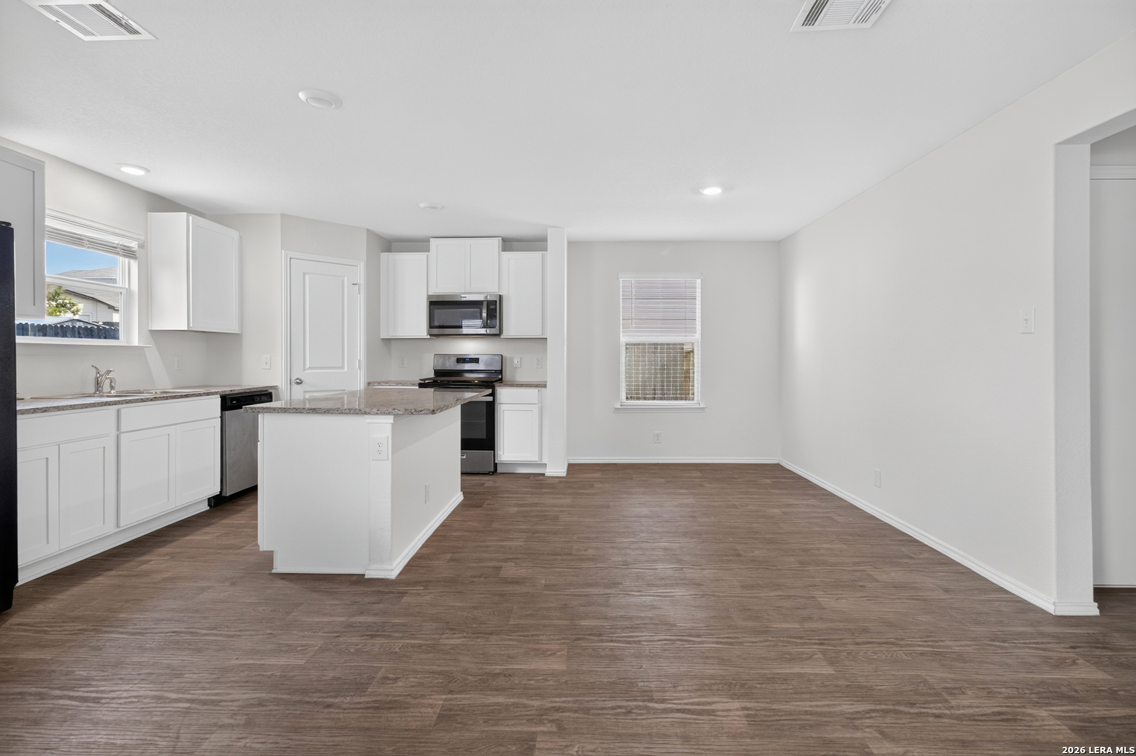 1033 Pacific Monarch San Antonio TX 78253