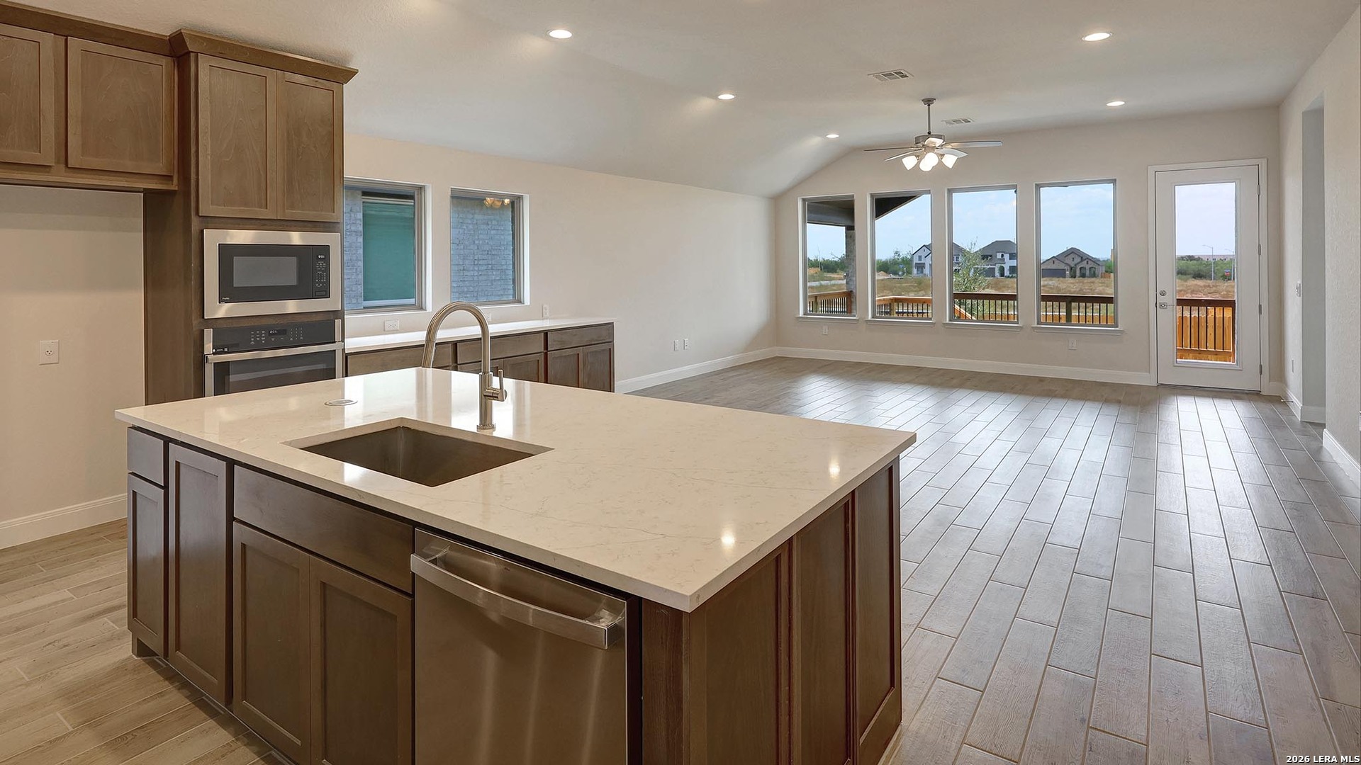 1034 Neria Loop San Antonio TX 78224