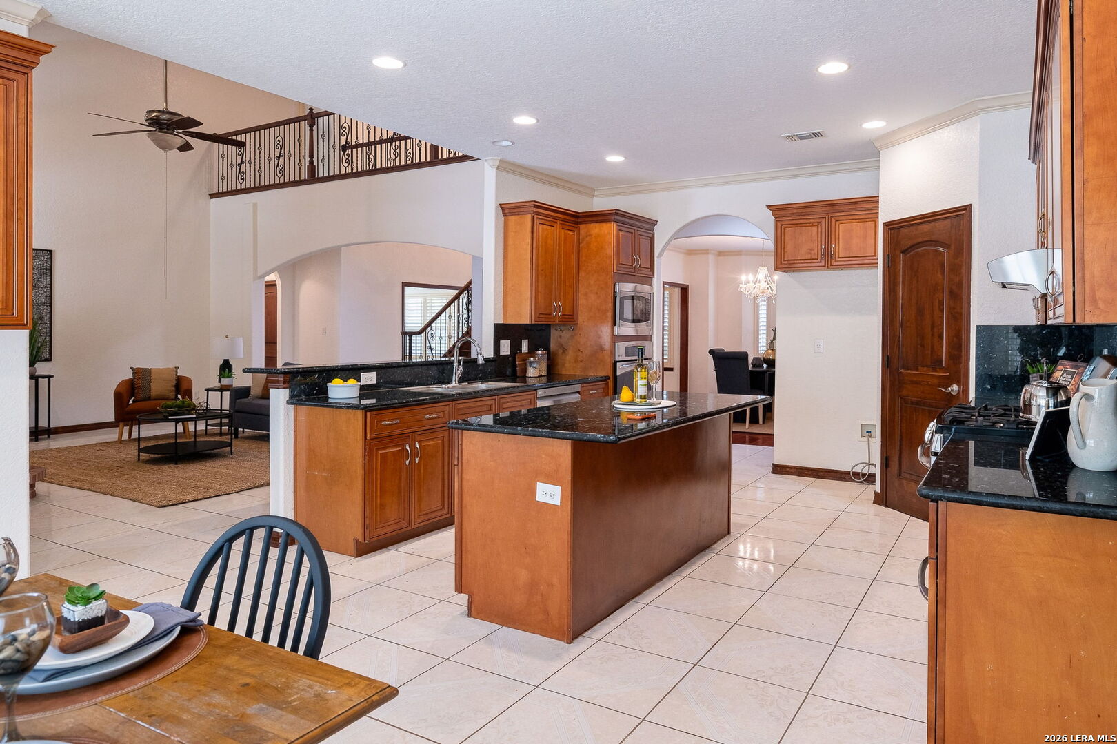 6519 Kings Crown W San Antonio TX 78233