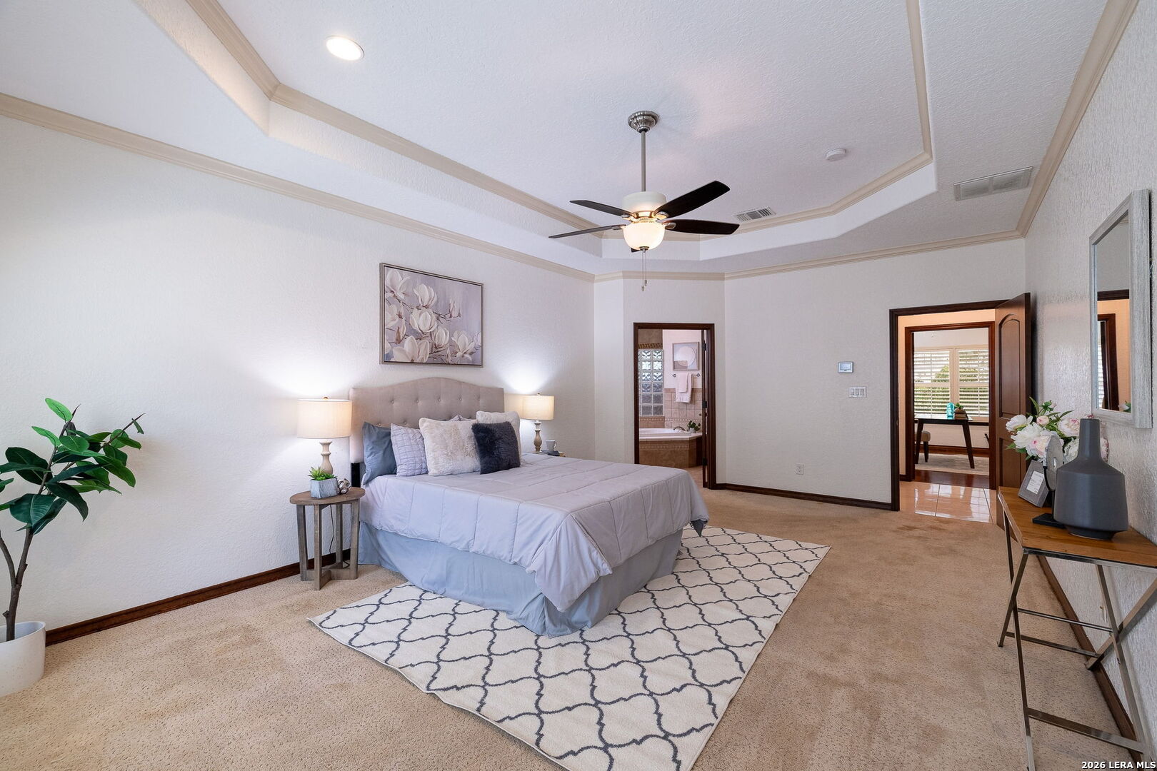 6519 Kings Crown W San Antonio TX 78233