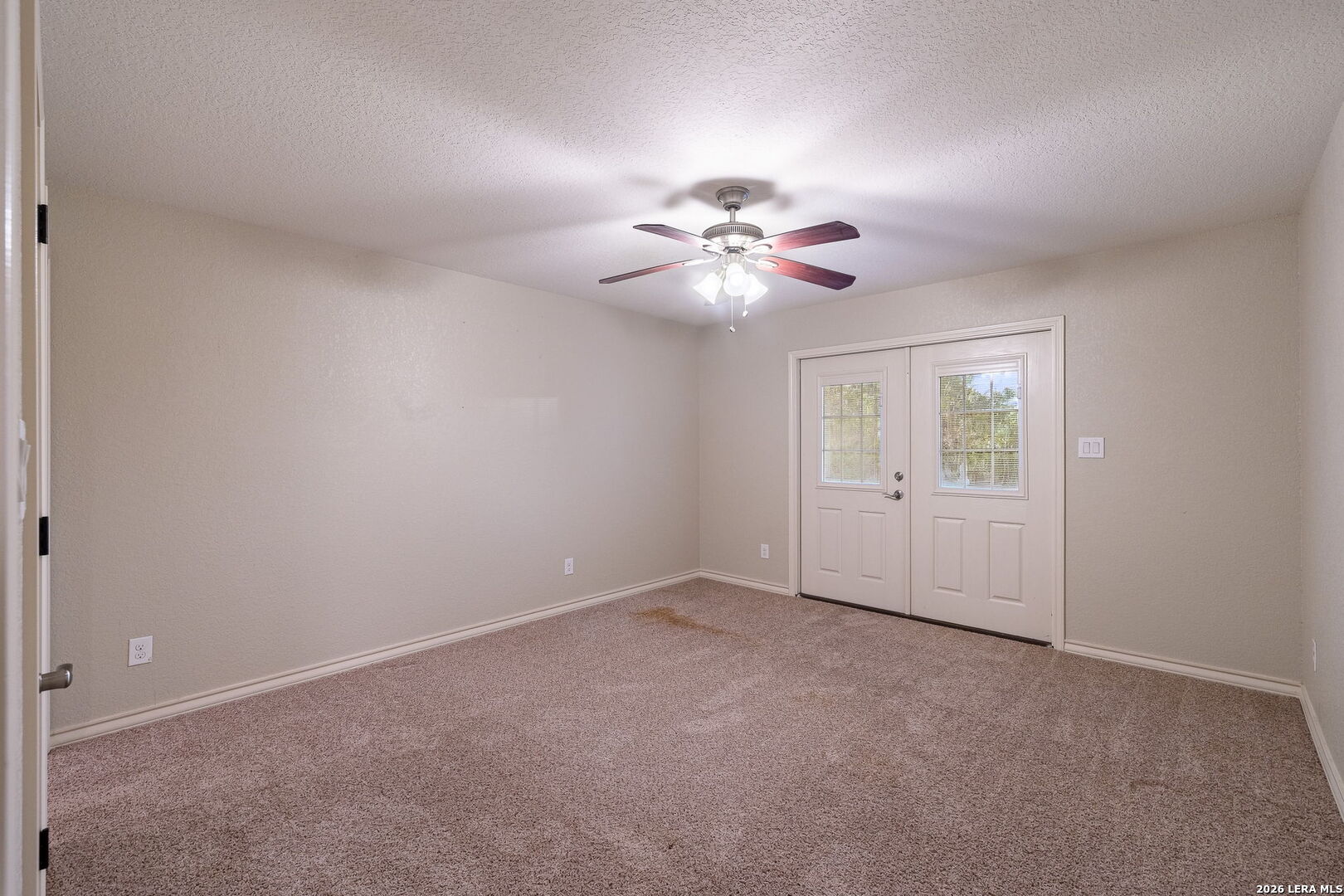 6519 Kings Crown W San Antonio TX 78233