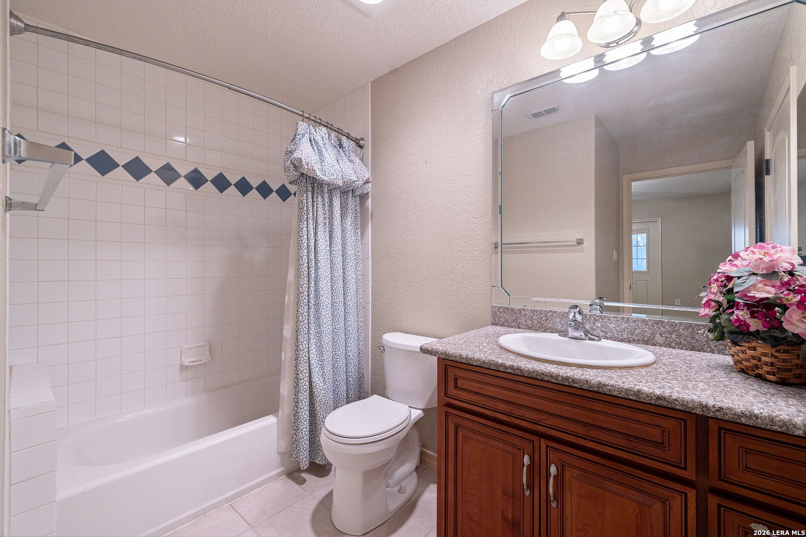 6519 Kings Crown W San Antonio TX 78233