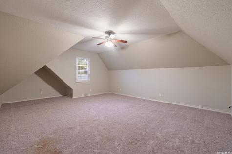 6519 Kings Crown W San Antonio TX 78233