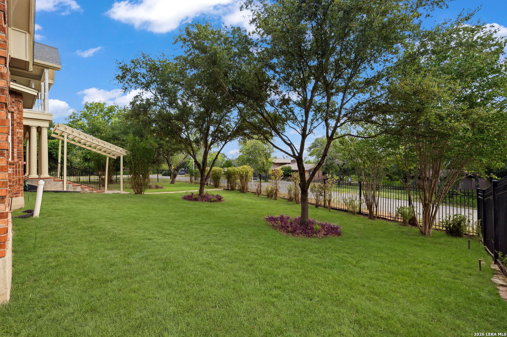 6519 Kings Crown W San Antonio TX 78233
