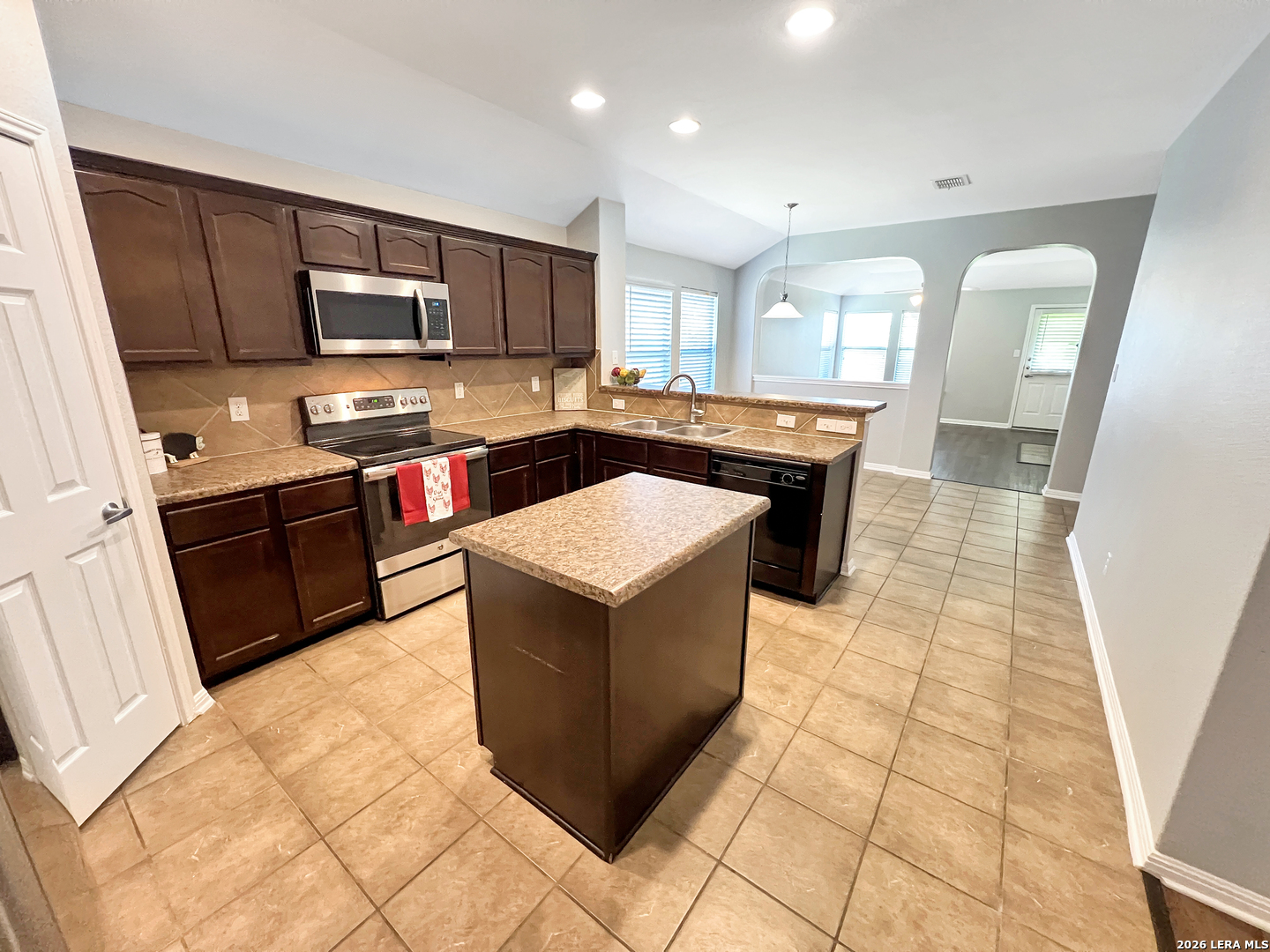 9242 Mare Country San Antonio TX 78254
