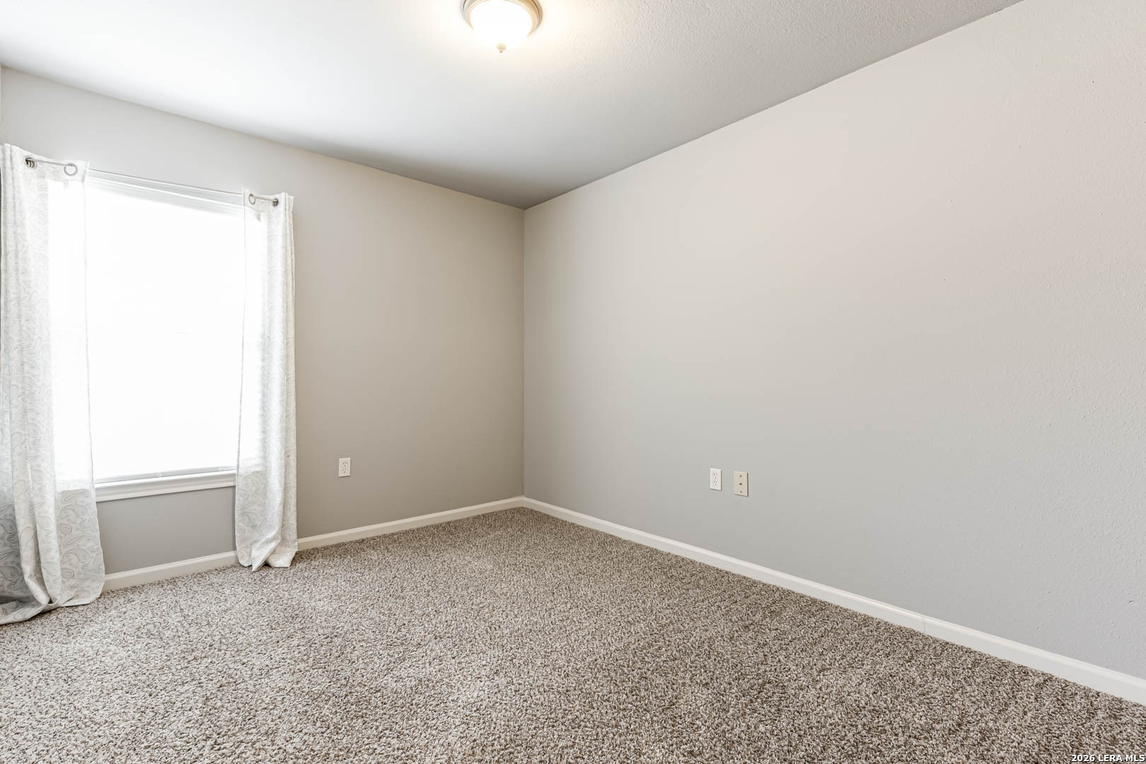 4635 La Loma Street San Antonio TX 78233