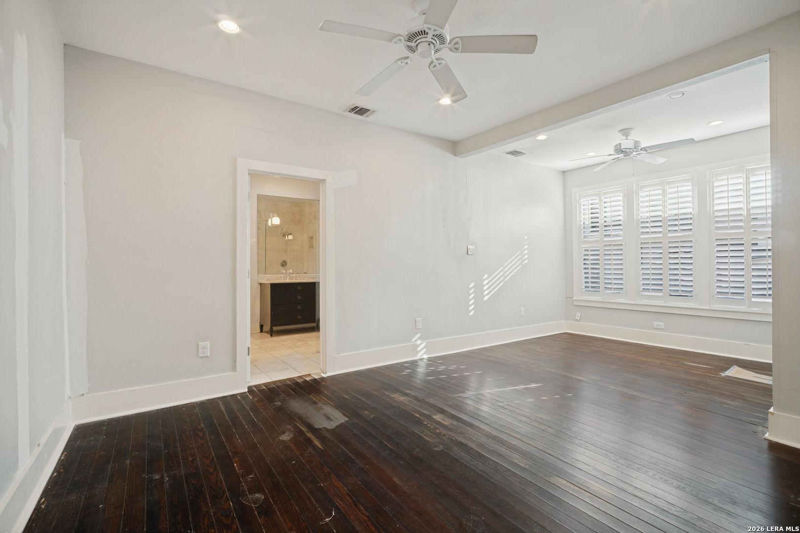 423 Queen Anne Court San Antonio TX 78209