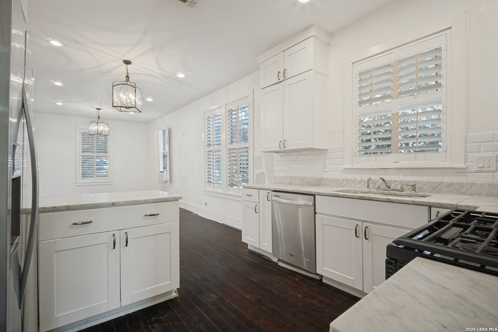 423 Queen Anne Court San Antonio TX 78209
