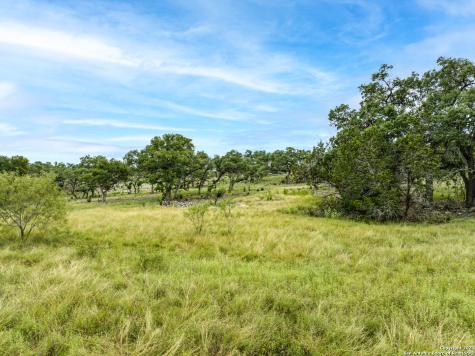 1922 Paradise Parkway Canyon Lake TX 78133