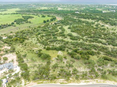 1922 Paradise Parkway Canyon Lake TX 78133