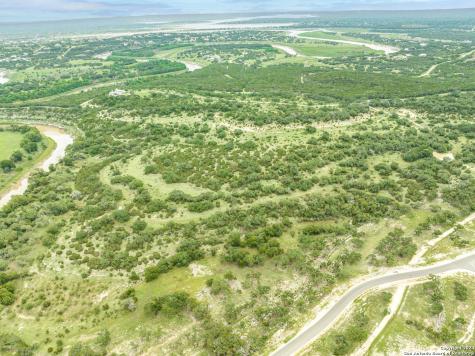 1922 Paradise Parkway Canyon Lake TX 78133