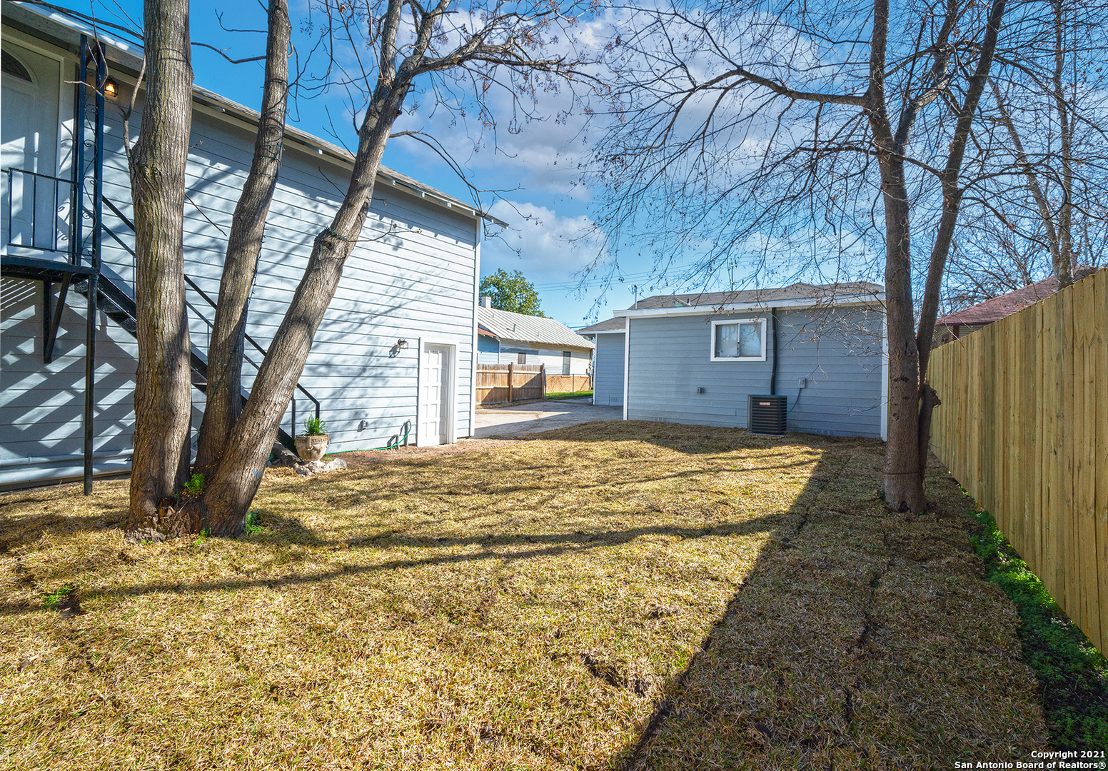 2719 E Houston Street San Antonio TX 78202