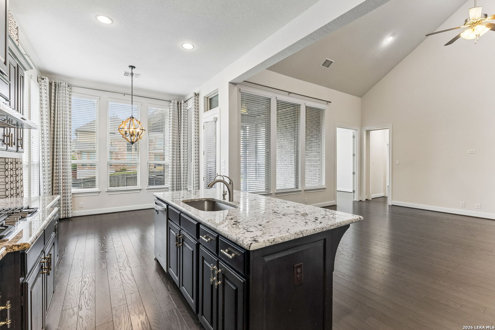 25847 Warbler View San Antonio TX 78255