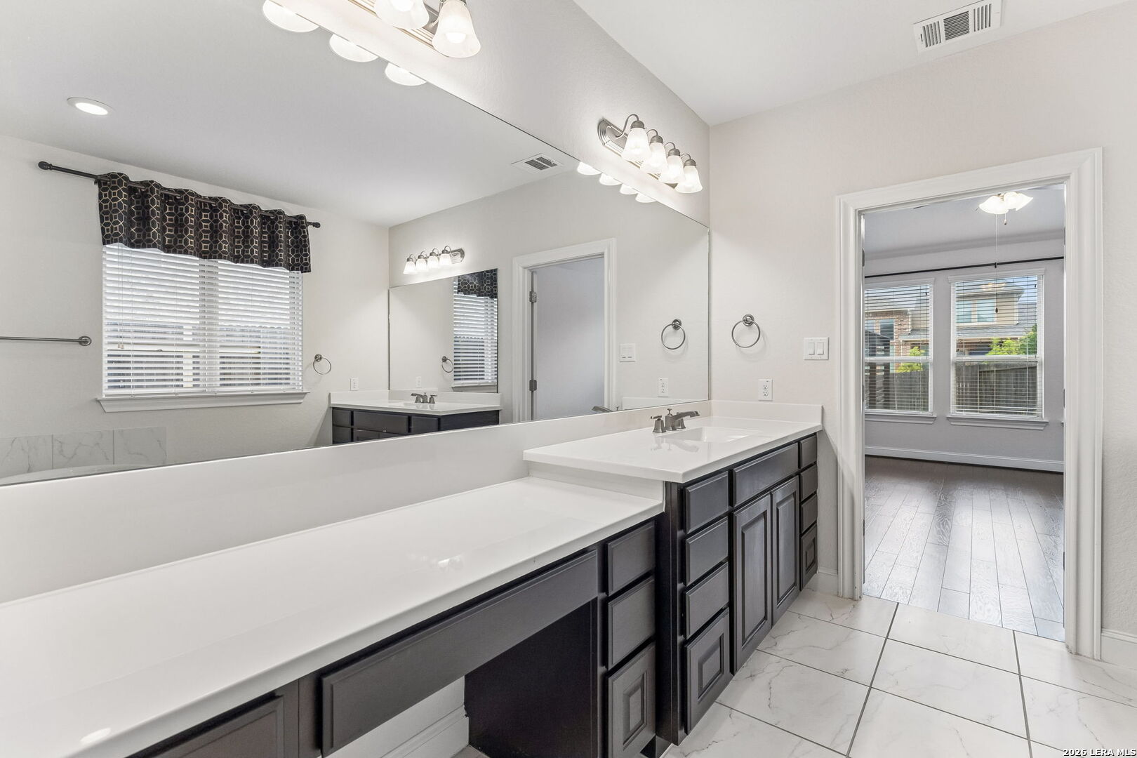 25847 Warbler View San Antonio TX 78255