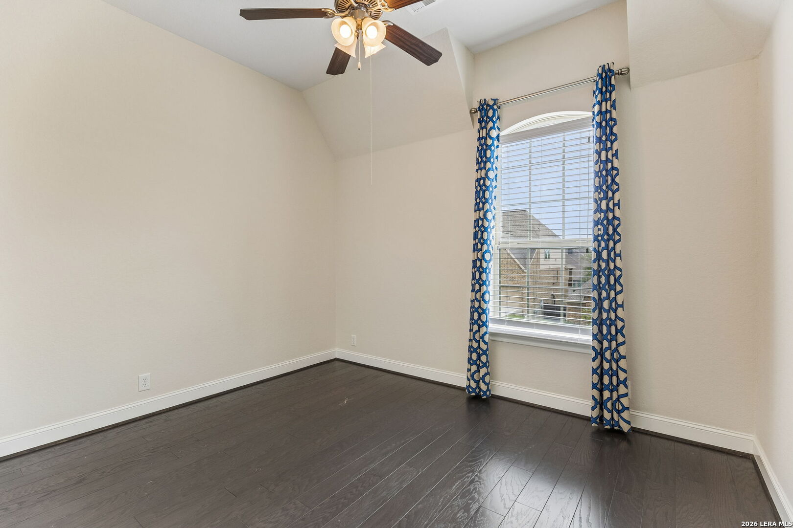 25847 Warbler View San Antonio TX 78255