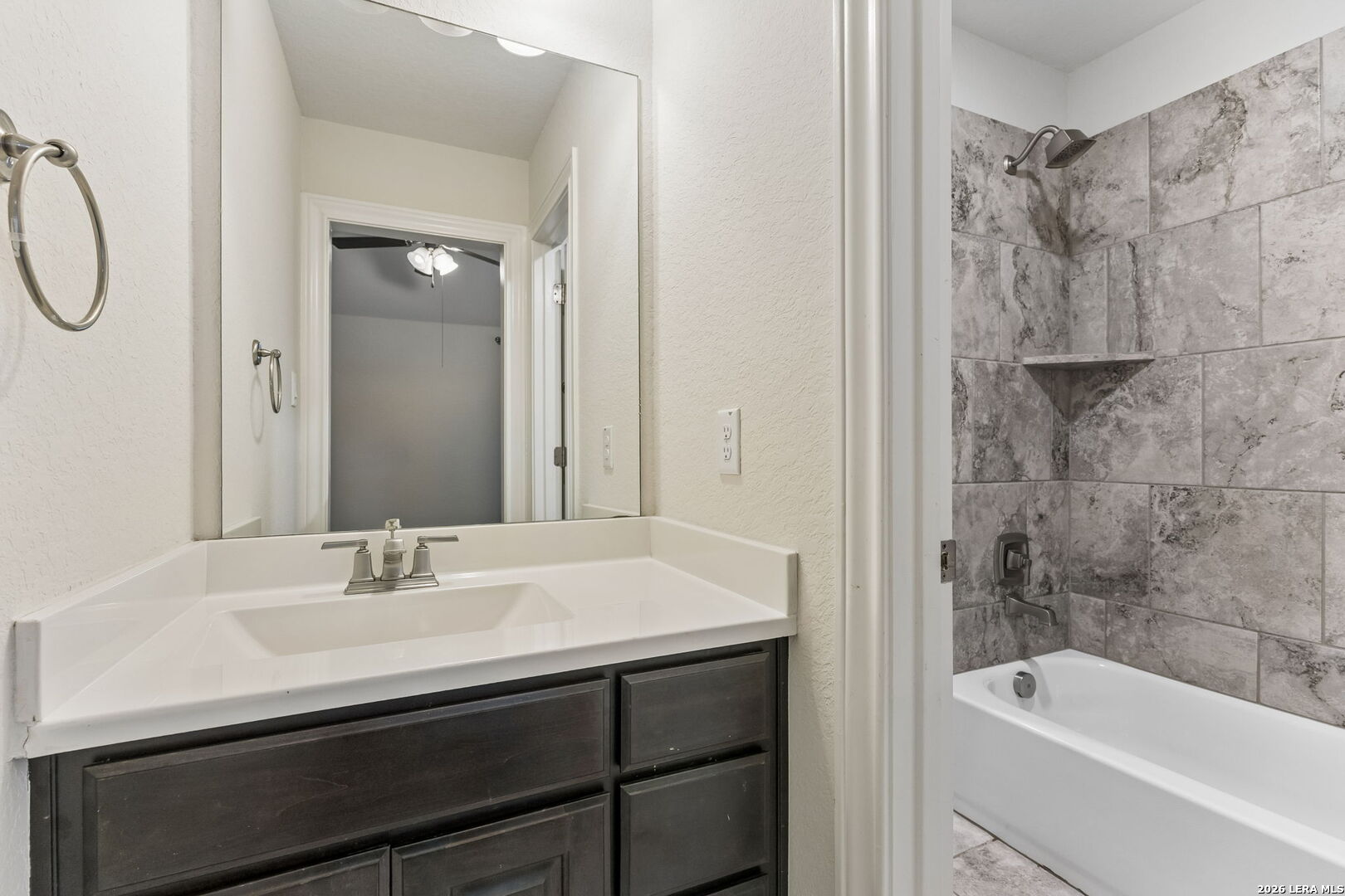 25847 Warbler View San Antonio TX 78255