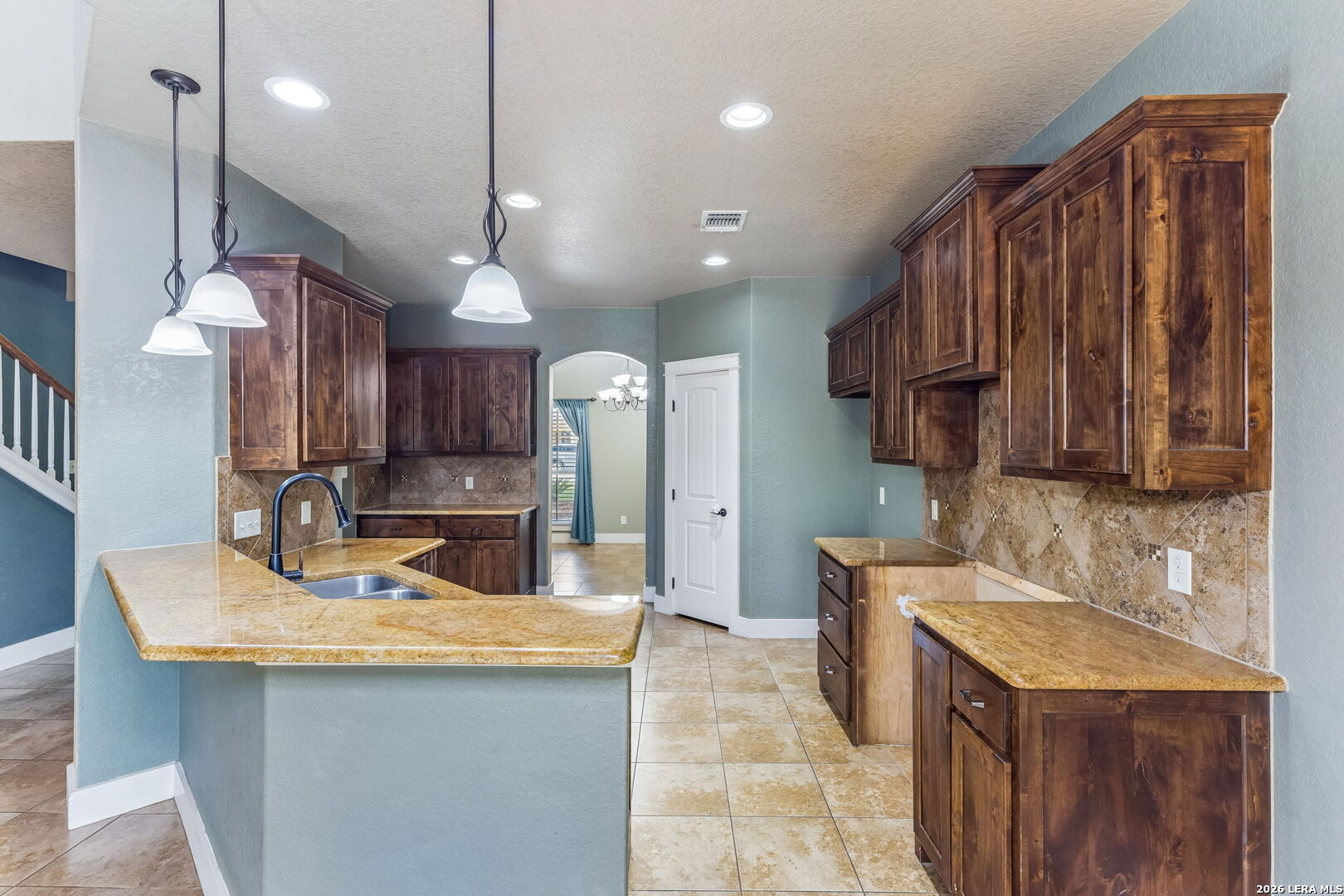 1627 Stone Haven Pleasanton TX 78064