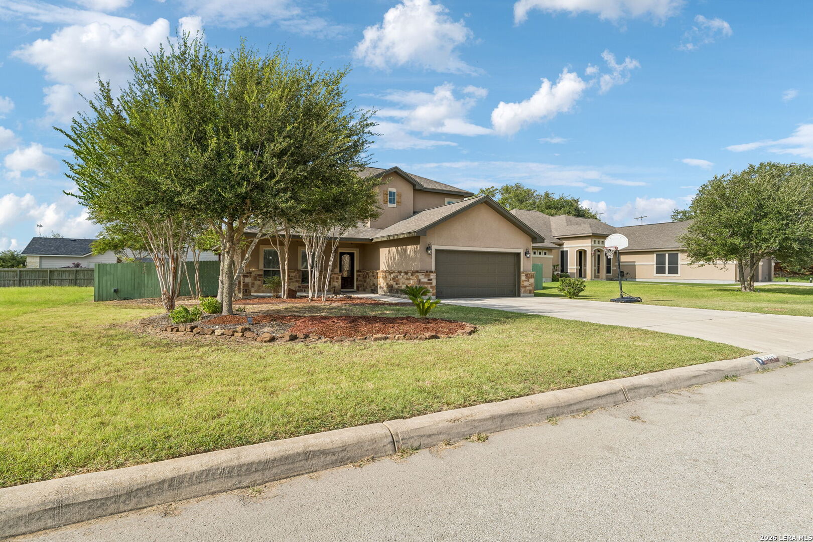 1627 Stone Haven Pleasanton TX 78064
