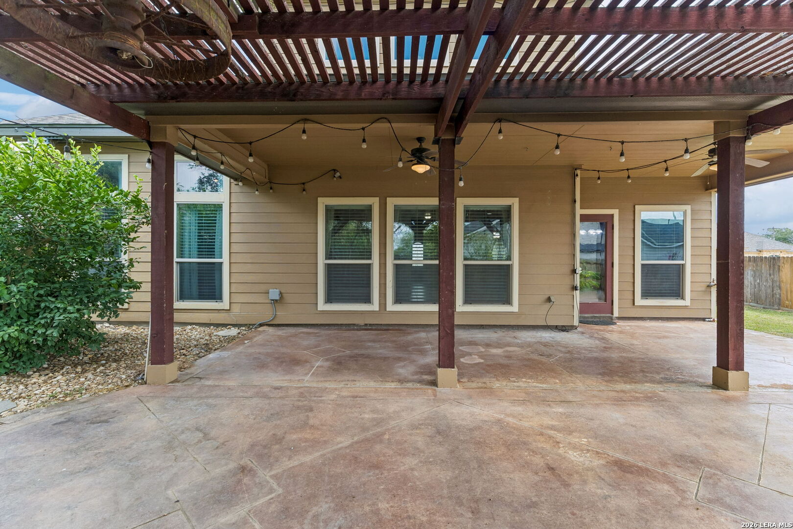 1627 Stone Haven Pleasanton TX 78064