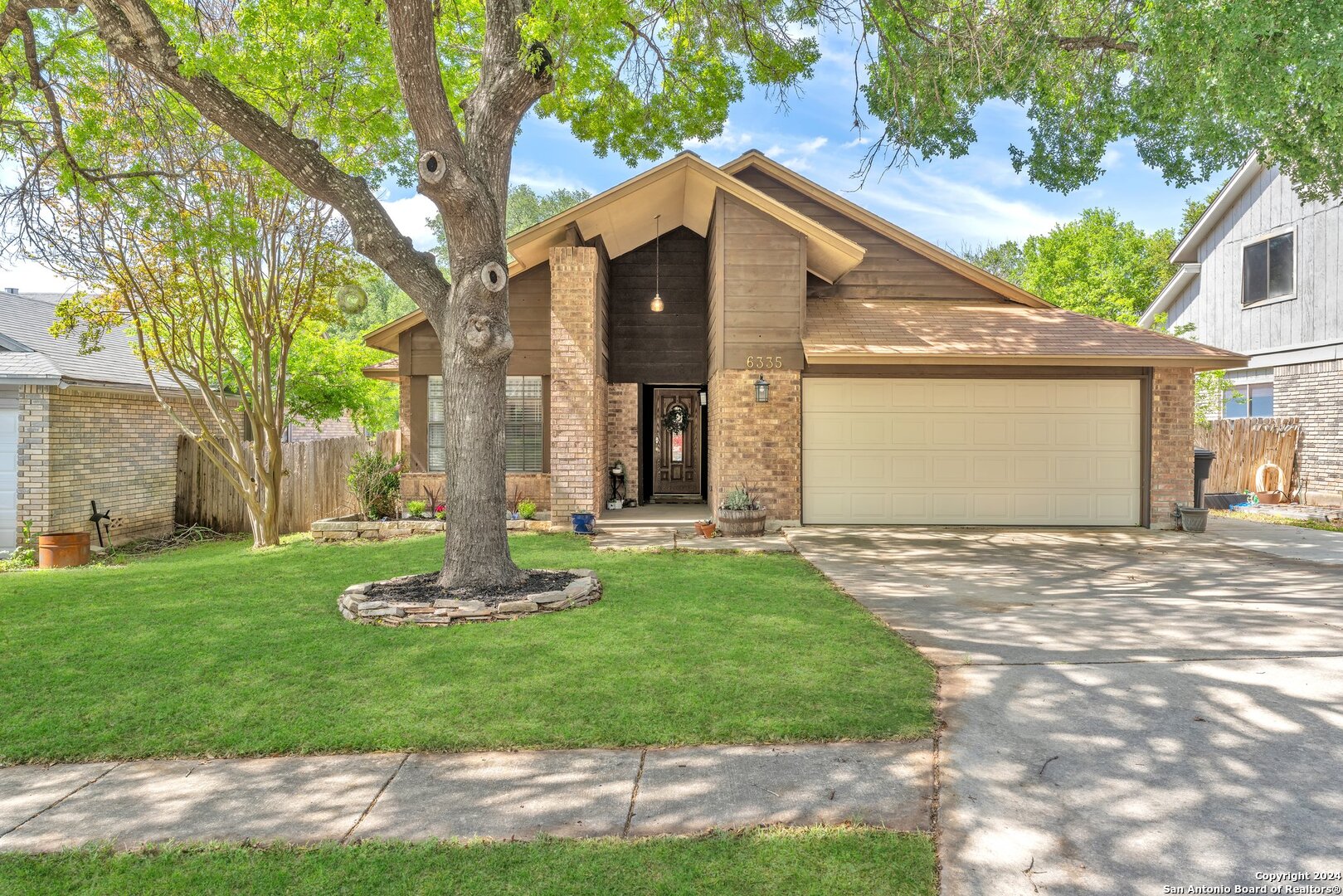 6335 Scrub Jay San Antonio TX 78240