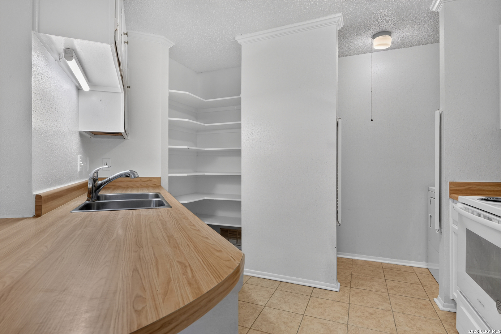 3928 Chimney Springs Drive San Antonio TX 78247
