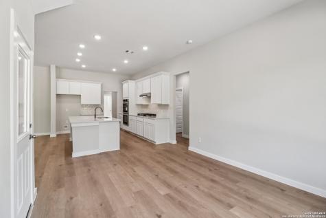 1610 Vista View Drive Pleasanton TX 78064
