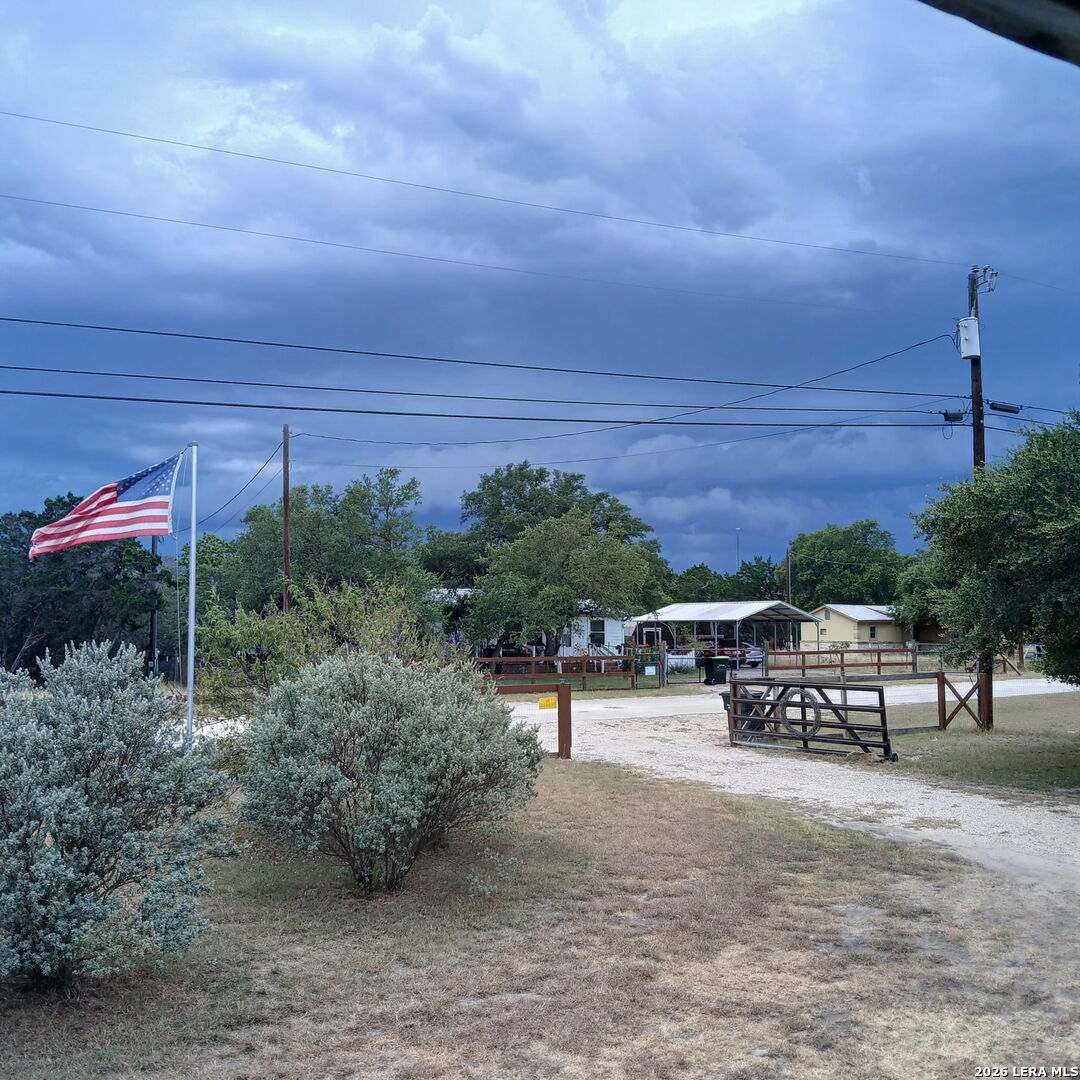 200 Iroquois Trail Bandera TX 78003