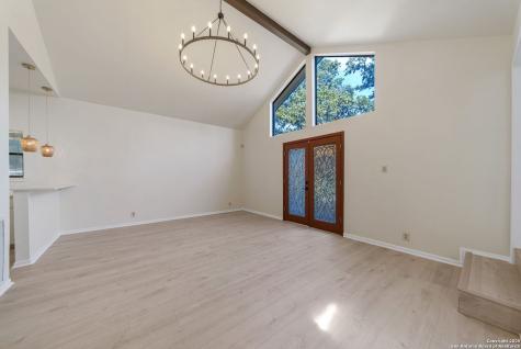 3415 Hunters Walk San Antonio TX 78230