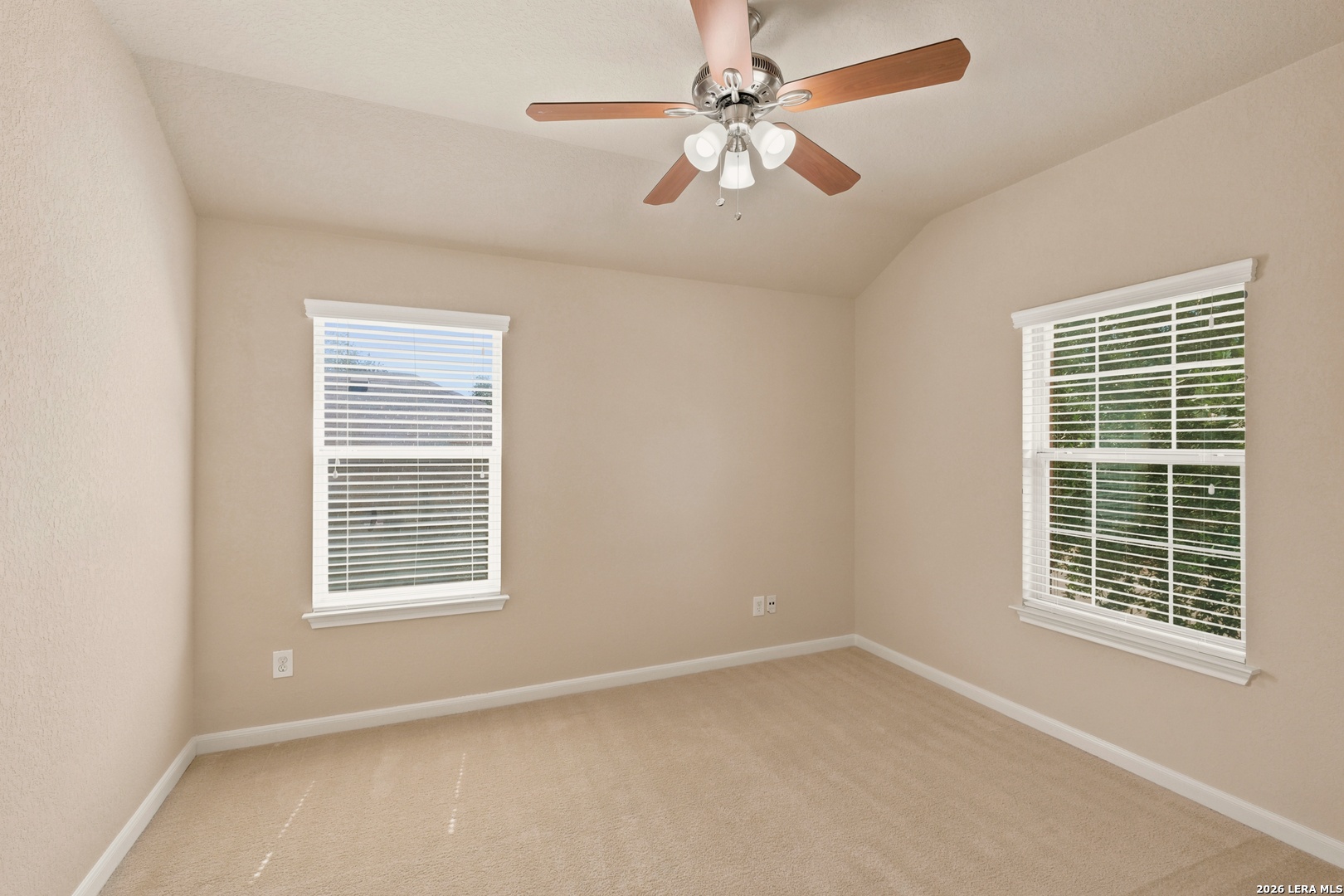 5519 Thunder Oaks San Antonio TX 78261