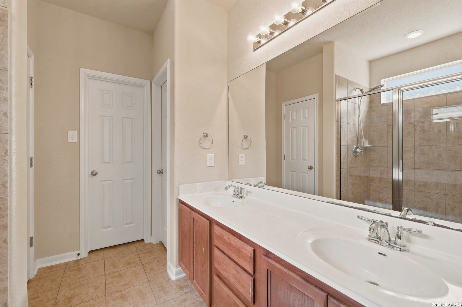 5519 Thunder Oaks San Antonio TX 78261