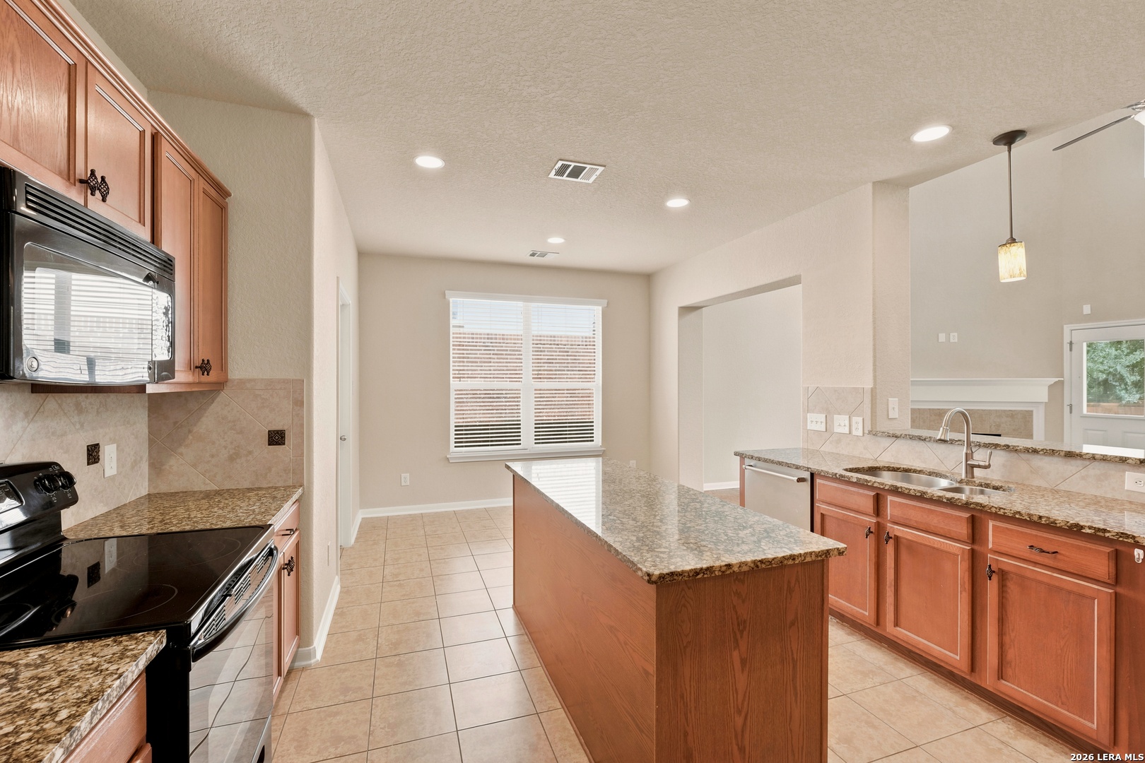 5519 Thunder Oaks San Antonio TX 78261