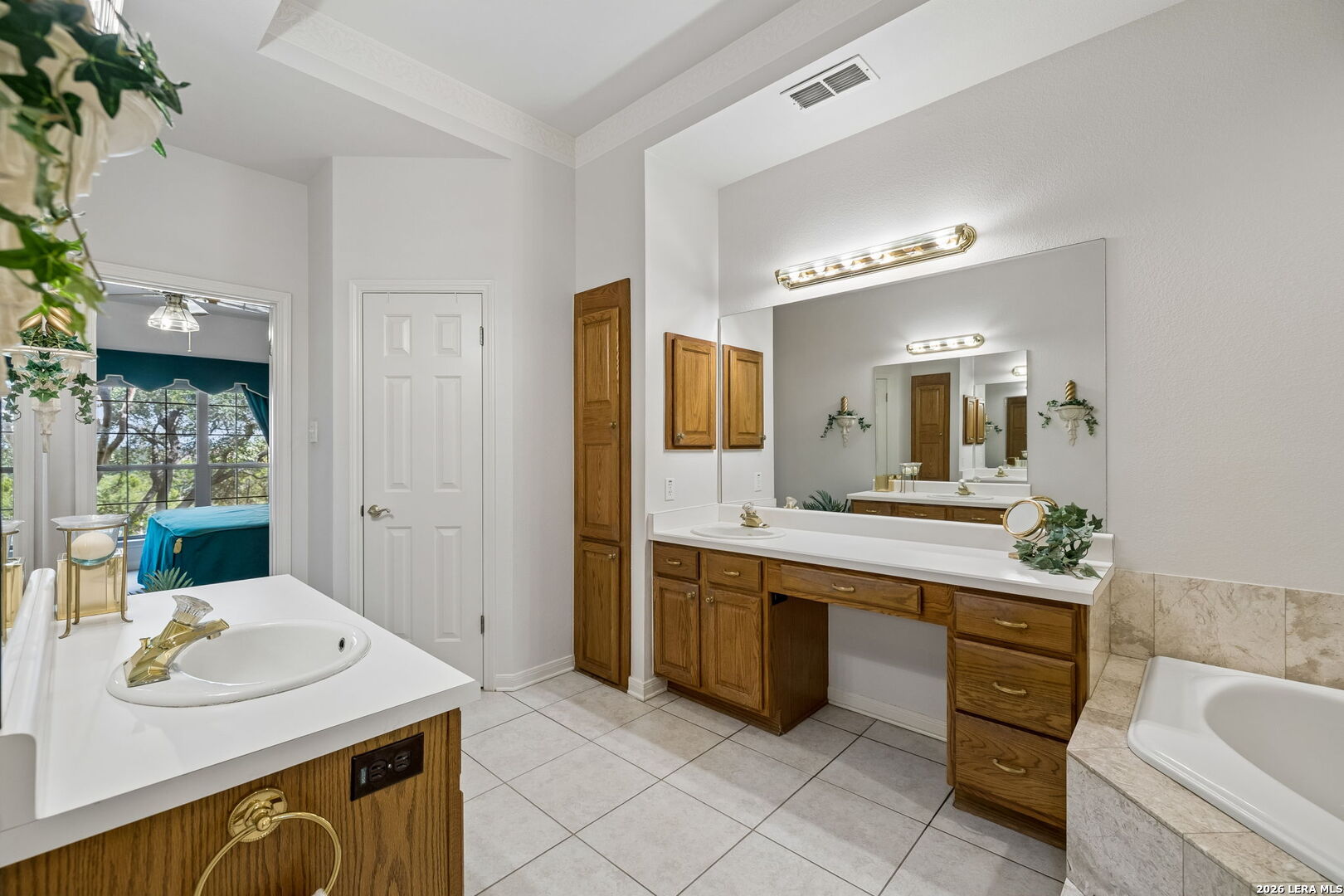 17 Remington Run San Antonio TX 78258
