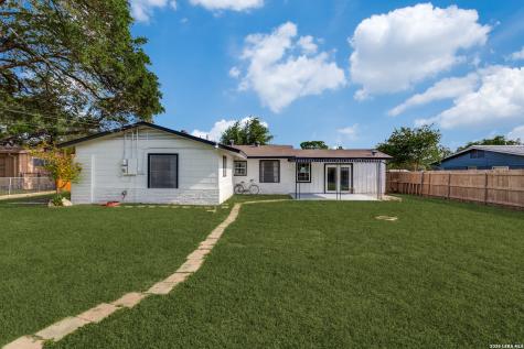 219 Pinewood Lane San Antonio TX 78216