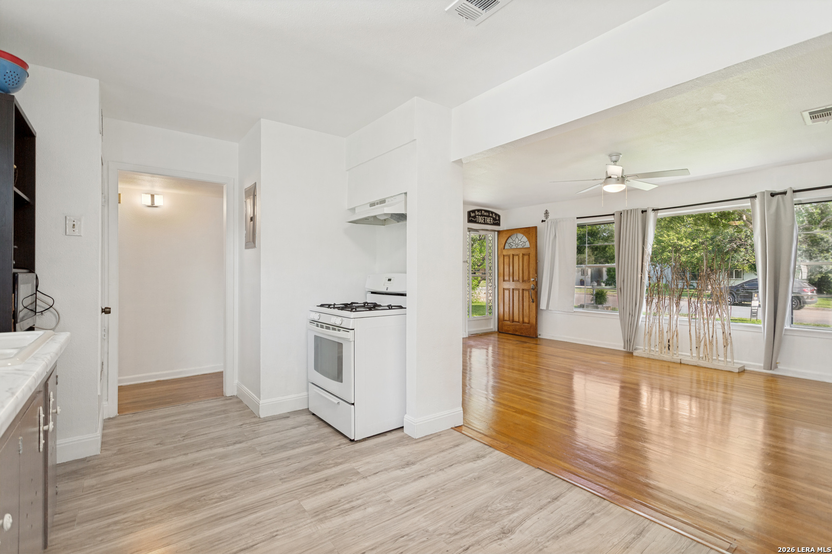 219 Pinewood Lane San Antonio TX 78216