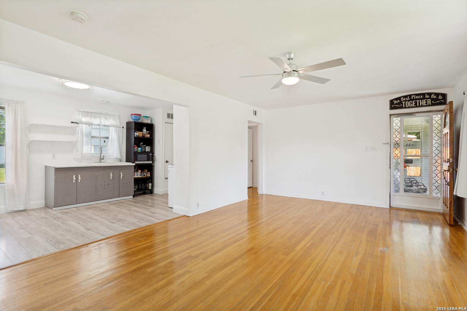 219 Pinewood Lane San Antonio TX 78216