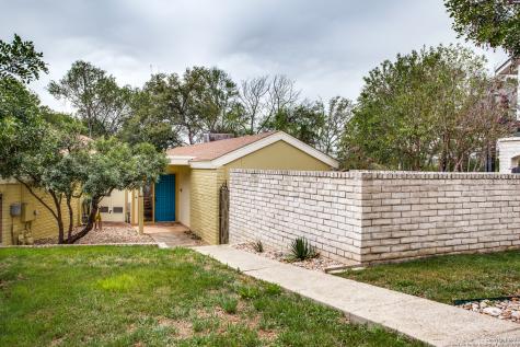 4238 Laurel Trail San Antonio TX 78240
