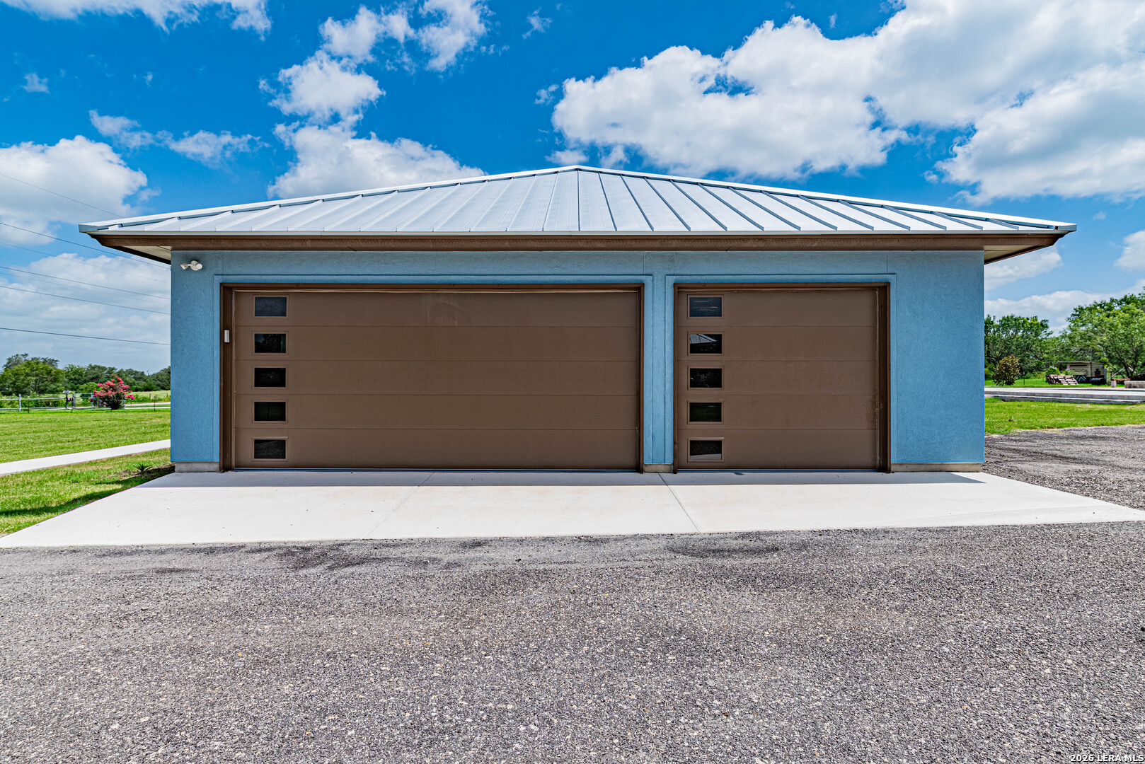 731 County Road 356 Adkins TX 78101