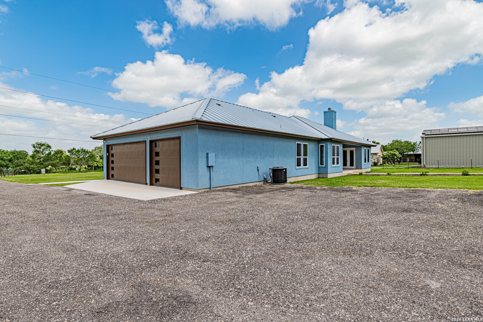 731 County Road 356 Adkins TX 78101