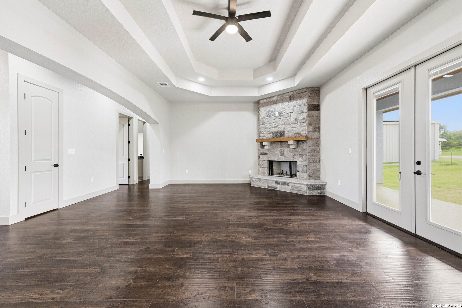 731 County Road 356 Adkins TX 78101