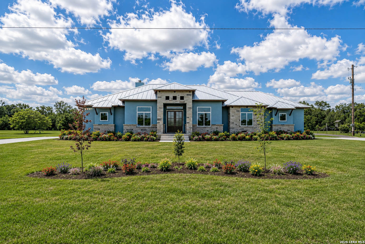 731 County Road 356 Adkins TX 78101