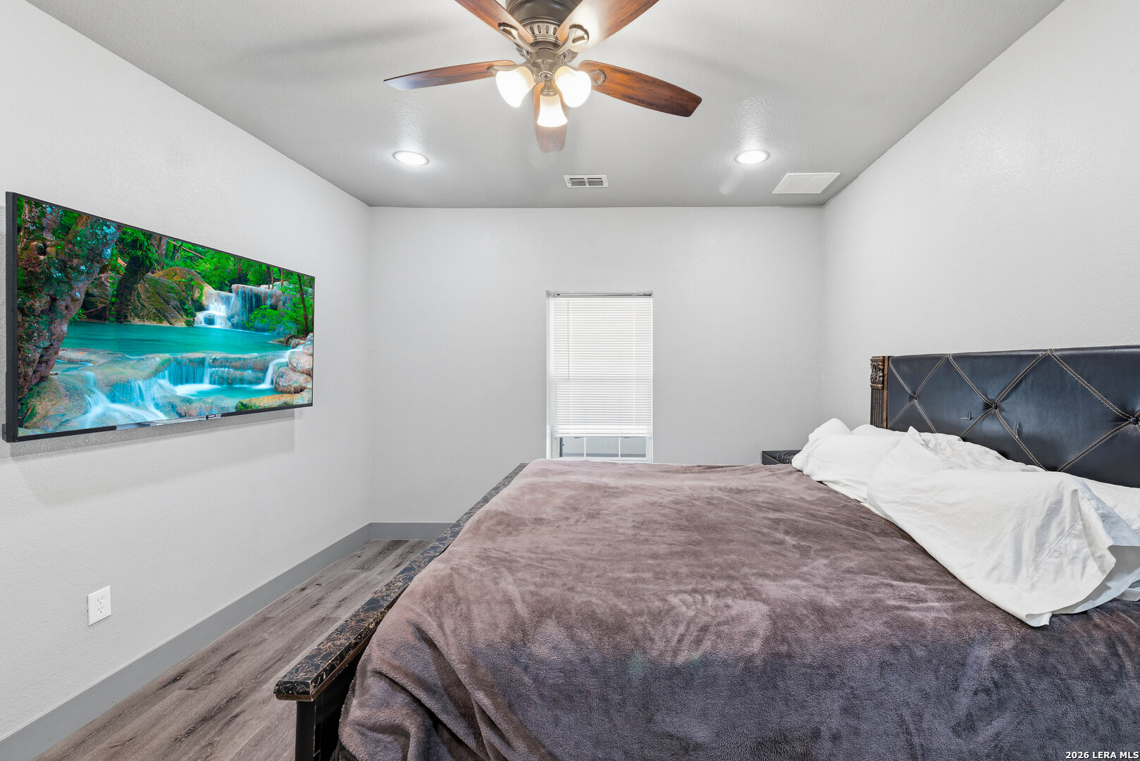 731 County Road 356 Adkins TX 78101